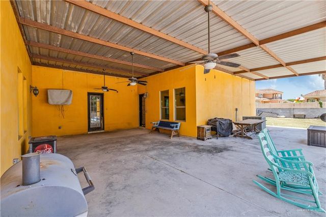 408 Anaqua Drive, Rio Grande City, TX 78582