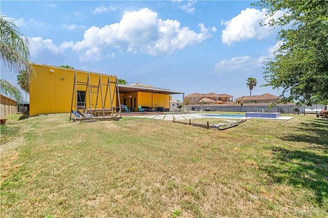 408 Anaqua Drive, Rio Grande City, TX 78582