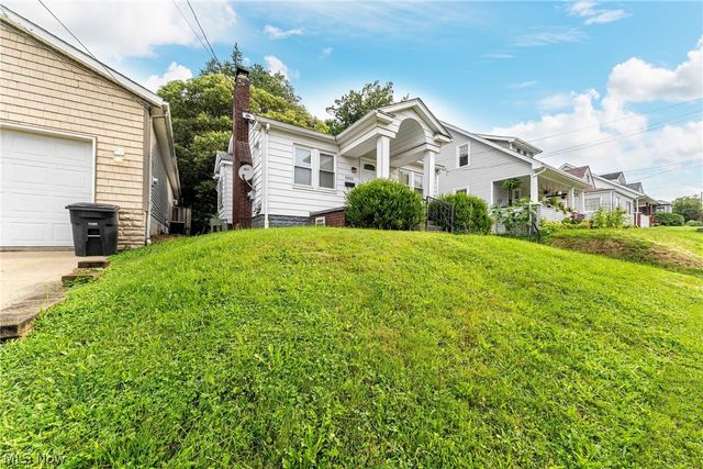 2549 Ogden Avenue, Akron, OH 44312