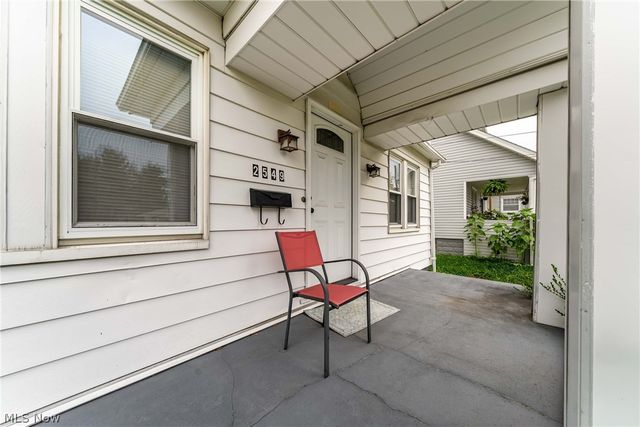 2549 Ogden Avenue, Akron, OH 44312