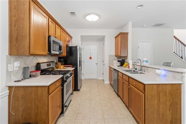 105 Finchley Drive, Roswell, GA 30076