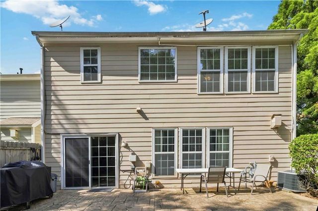 105 Finchley Drive, Roswell, GA 30076