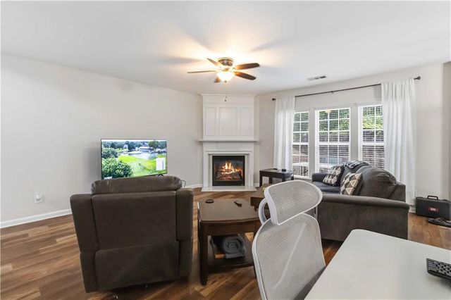 105 Finchley Drive, Roswell, GA 30076