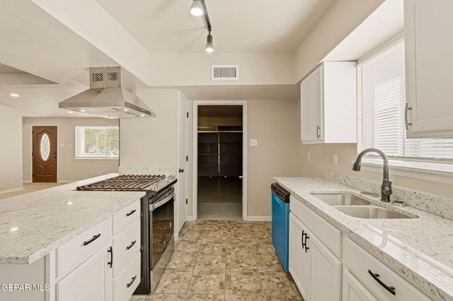 5609 WADSWORTH Avenue, El Paso, TX 79924