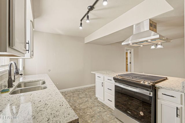 5609 WADSWORTH Avenue, El Paso, TX 79924