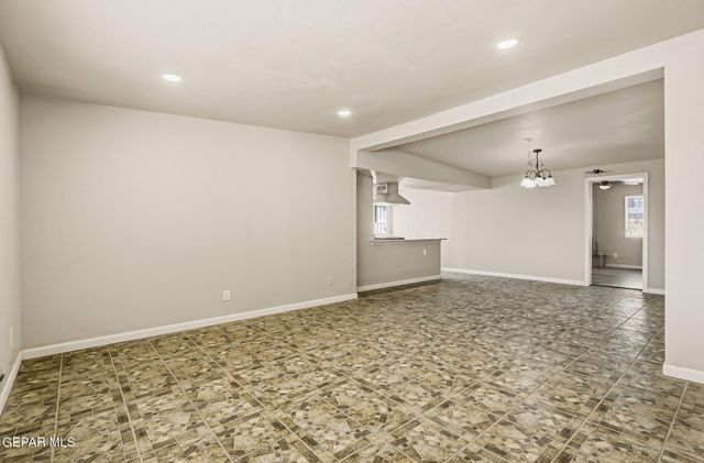 5609 WADSWORTH Avenue, El Paso, TX 79924