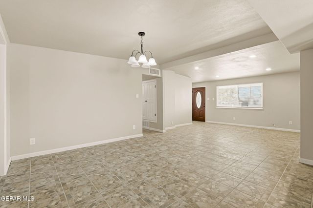 5609 WADSWORTH Avenue, El Paso, TX 79924