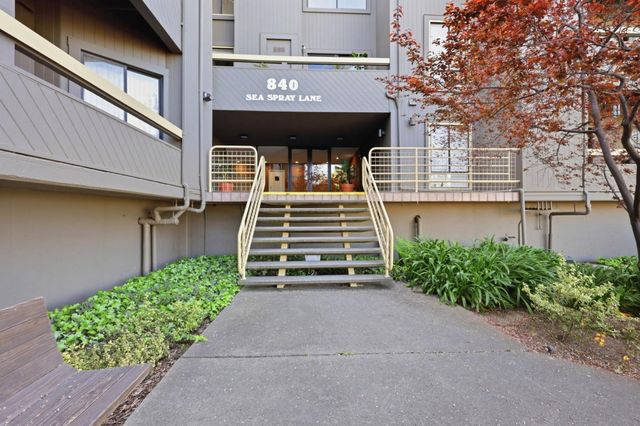 840 Sea Spray Lane 202, Foster City, CA 94404