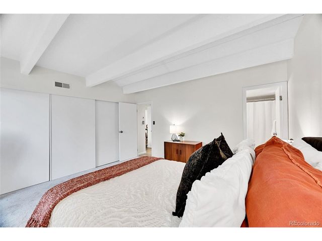 8060 E Girard Ave 311, Denver, CO 80231