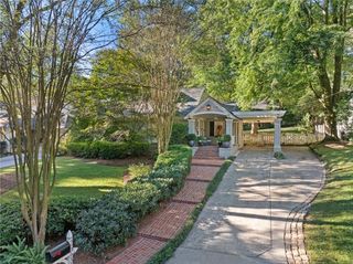 2520 Ridgewood NW Road, Atlanta, GA 30318