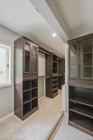 9561 Ute Pointe Drive, Clarkston, MI 48346