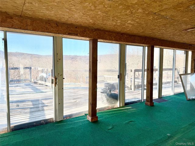 40 Walnut Street, Pawling, NY 12564