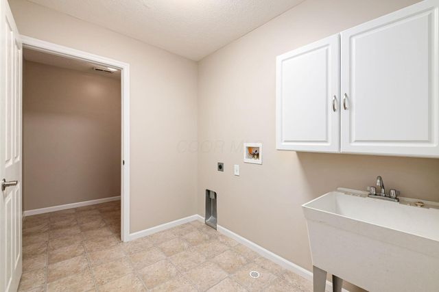 5192 Hayden Woods Lane, Hilliard, OH 43026
