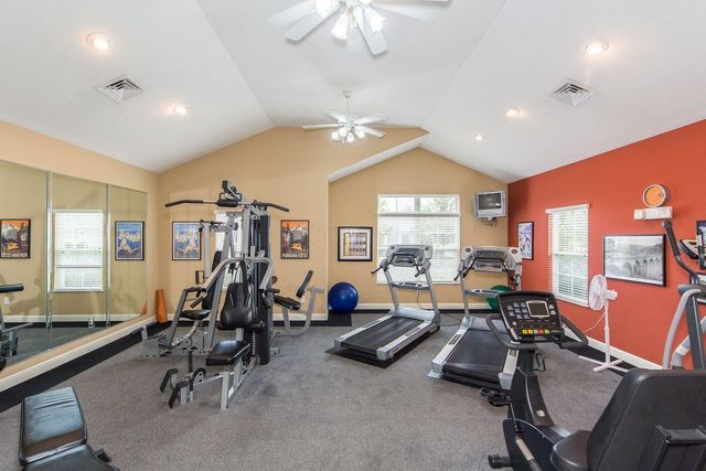 5192 Hayden Woods Lane, Hilliard, OH 43026