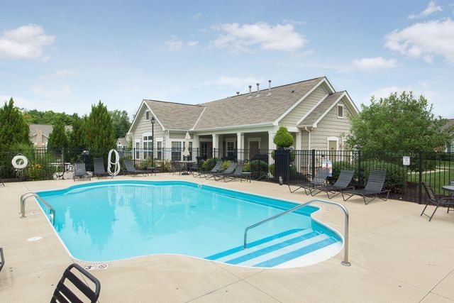 5192 Hayden Woods Lane, Hilliard, OH 43026