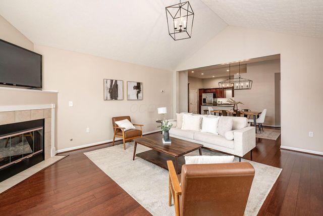 5192 Hayden Woods Lane, Hilliard, OH 43026