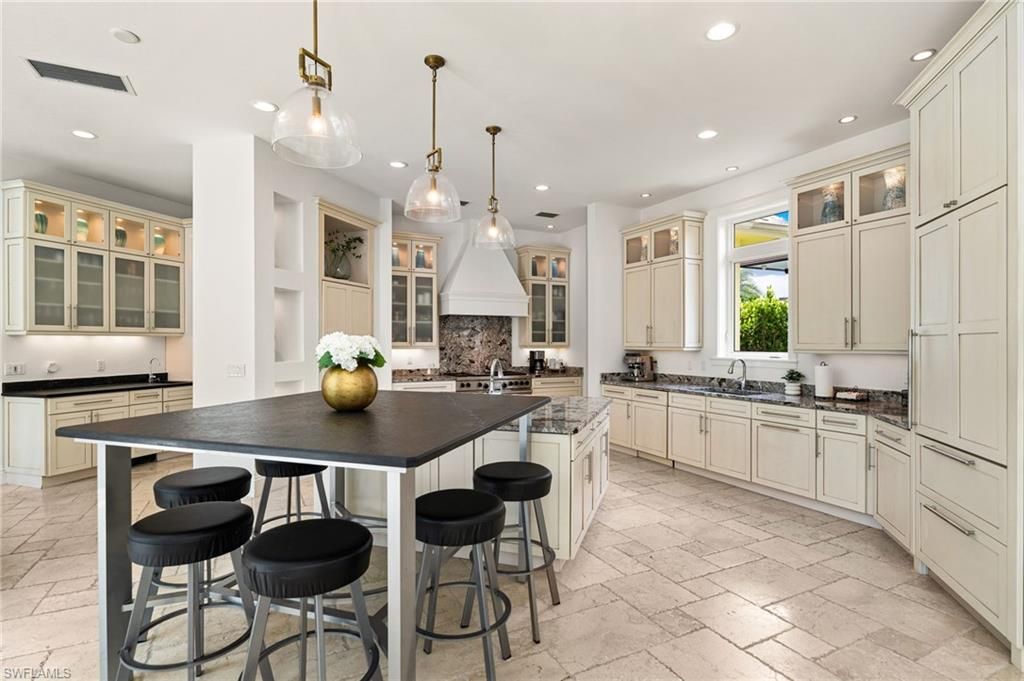615 Binnacle DR, NAPLES, FL 34103 — photo 4