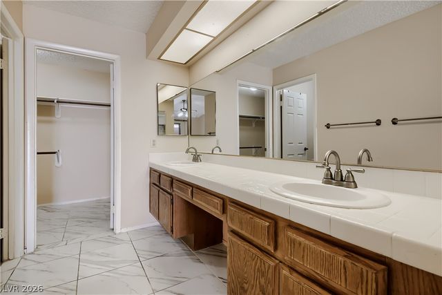 3618 Edinburgh Drive, Las Vegas, NV 89103