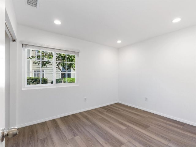 2835 Hillsboro Ct, Carlsbad, CA 92010