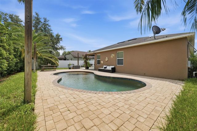 940 FALLBROOKE AVENUE, Deltona, FL 32725