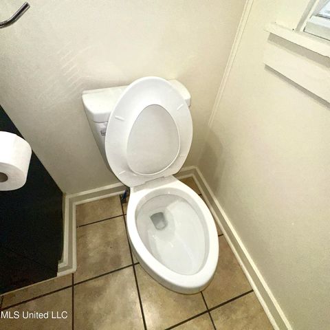 359 Cummins Street, Jackson, MS 39204