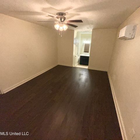 359 Cummins Street, Jackson, MS 39204