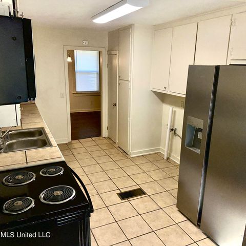 359 Cummins Street, Jackson, MS 39204