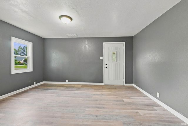 2312 Whitmore Avenue, Fort Wayne, IN 46802