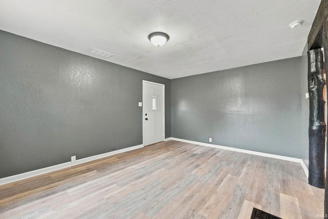 2312 Whitmore Avenue, Fort Wayne, IN 46802