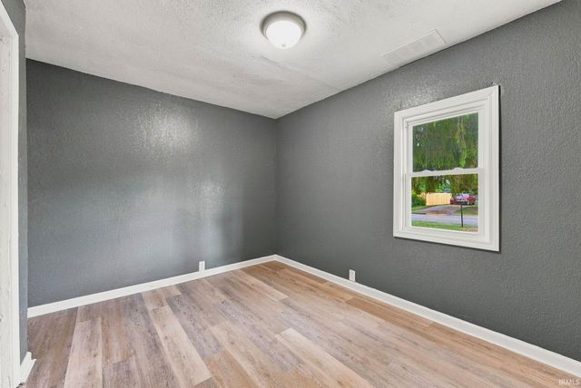 2312 Whitmore Avenue, Fort Wayne, IN 46802