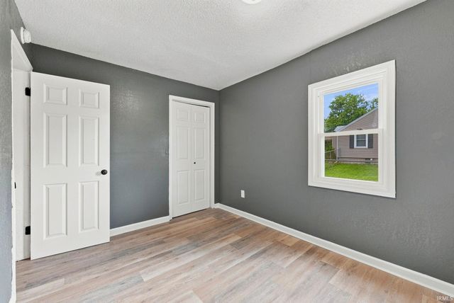 2312 Whitmore Avenue, Fort Wayne, IN 46802