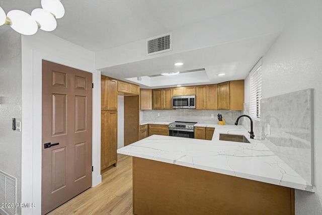 4303 E CACTUS Road 314, Phoenix, AZ 85032