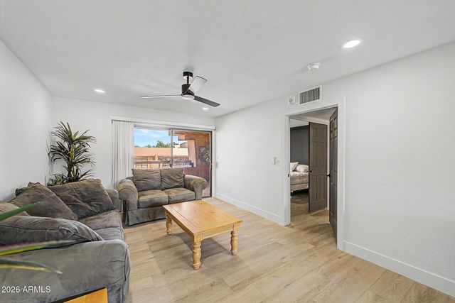 4303 E CACTUS Road 314, Phoenix, AZ 85032
