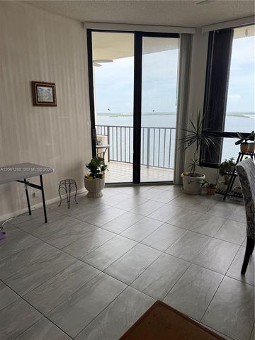 520 Brickell Key Drive A2011, Miami, FL 33131