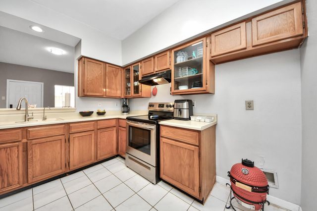 3800 Tanglewilde Street 301, Houston, TX 77063