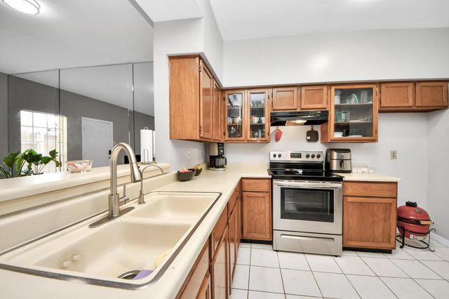 3800 Tanglewilde Street 301, Houston, TX 77063