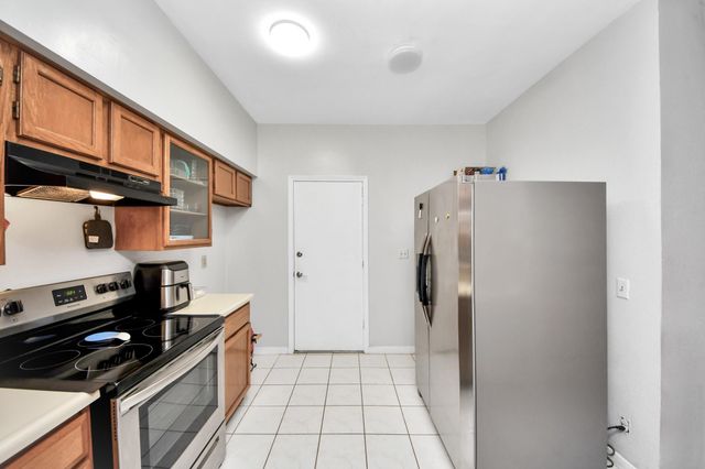 3800 Tanglewilde Street 301, Houston, TX 77063