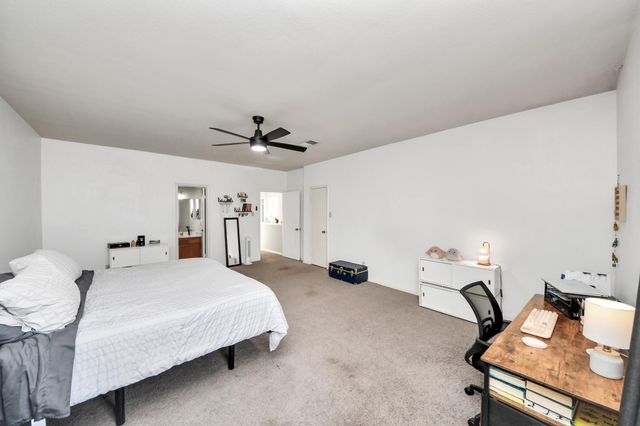 3800 Tanglewilde Street 301, Houston, TX 77063