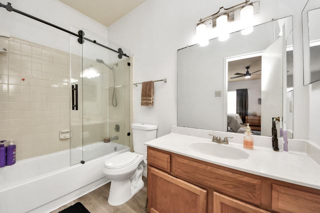 3800 Tanglewilde Street 301, Houston, TX 77063