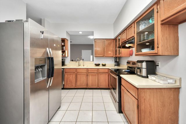 3800 Tanglewilde Street 301, Houston, TX 77063