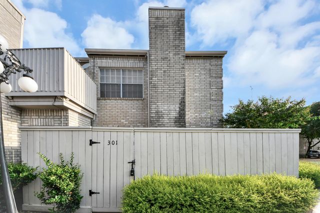 3800 Tanglewilde Street 301, Houston, TX 77063