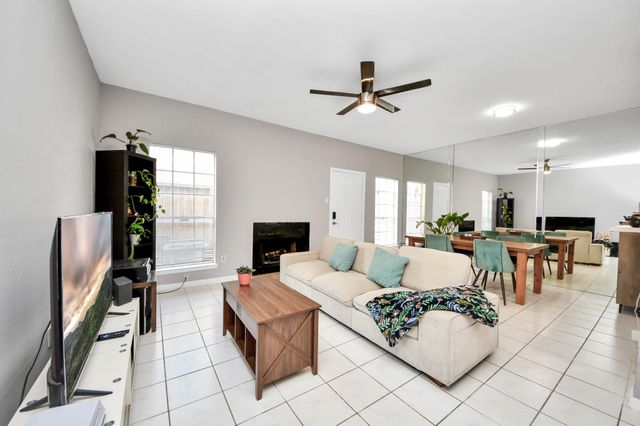 3800 Tanglewilde Street 301, Houston, TX 77063
