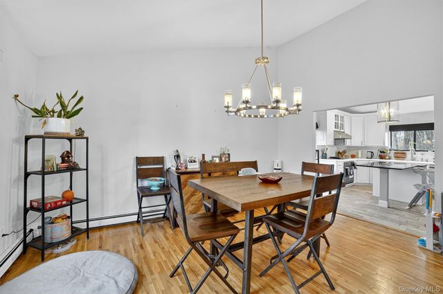 42 Maple Moor Lane, Cortlandt Manor, NY 10567