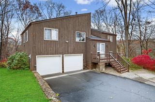 42 Maple Moor Lane, Cortlandt Manor, NY 10567