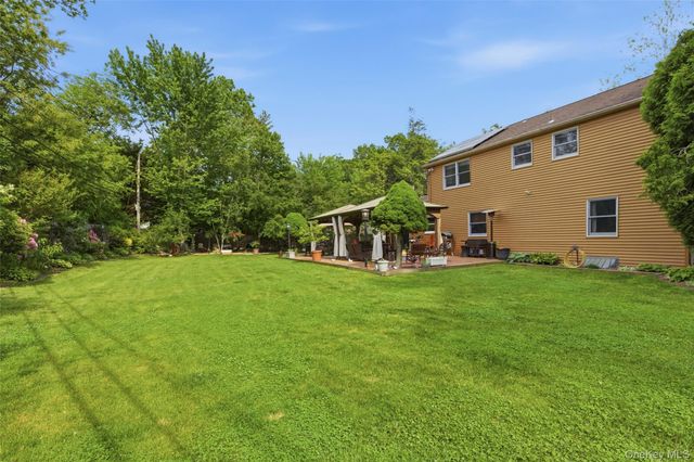 5 Millbrook Court, Stony Brook, NY 11790