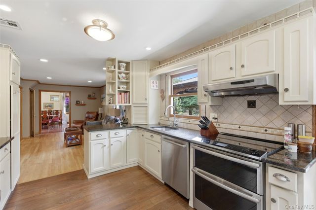 5 Millbrook Court, Stony Brook, NY 11790