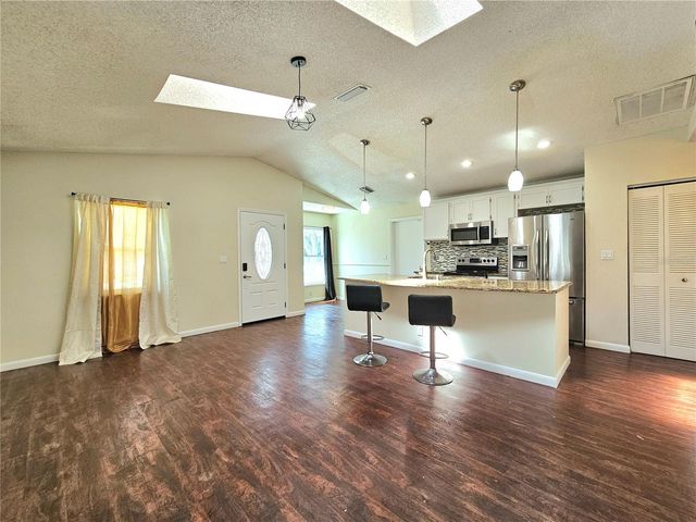 1649 12TH STREET SW, Largo, FL 33778