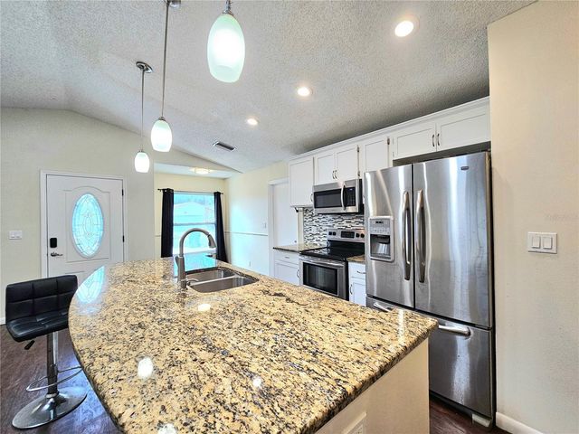 1649 12TH STREET SW, Largo, FL 33778