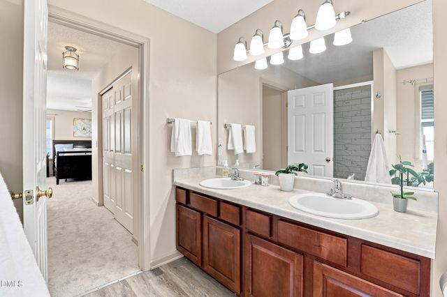 2113 Rocky Mountain Way, Apex, NC 27502