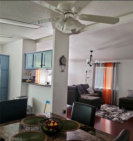 6545 Wilbur 6, Reseda, CA 91335